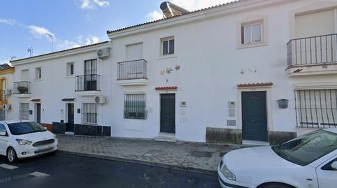 Se vende casa independiente OKUPADA en Calle Galicia 12 de Palos de la Frontera, Huelva.