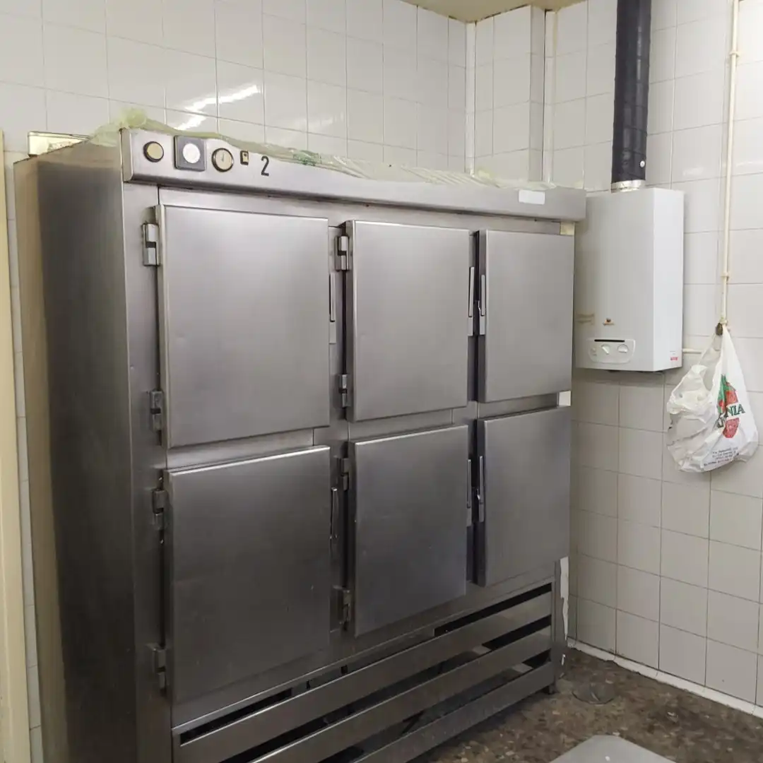 Business premises for transfer in Zona Industrial, imagen 14