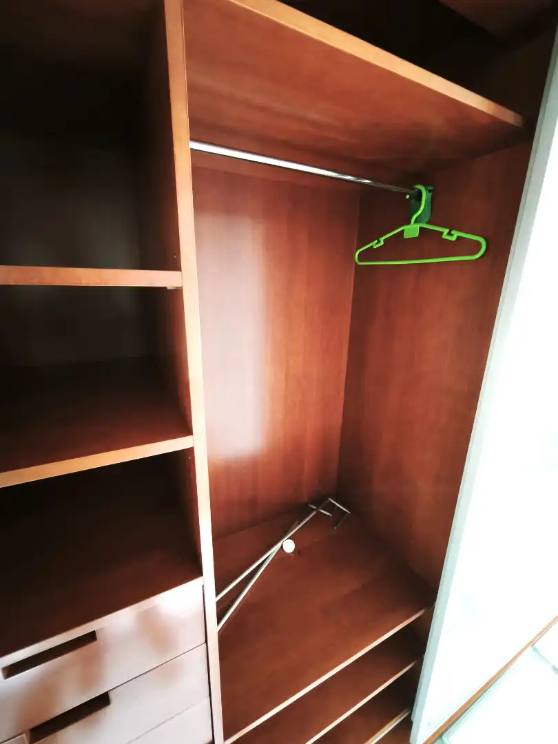 Habitación de Piso de alquiler en Vigo  con Terraza, Trastero y Amueblado