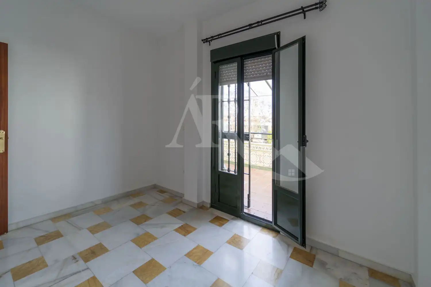 Bedroom of Flat for rent in Umbrete  with Air Conditioner and Terrace