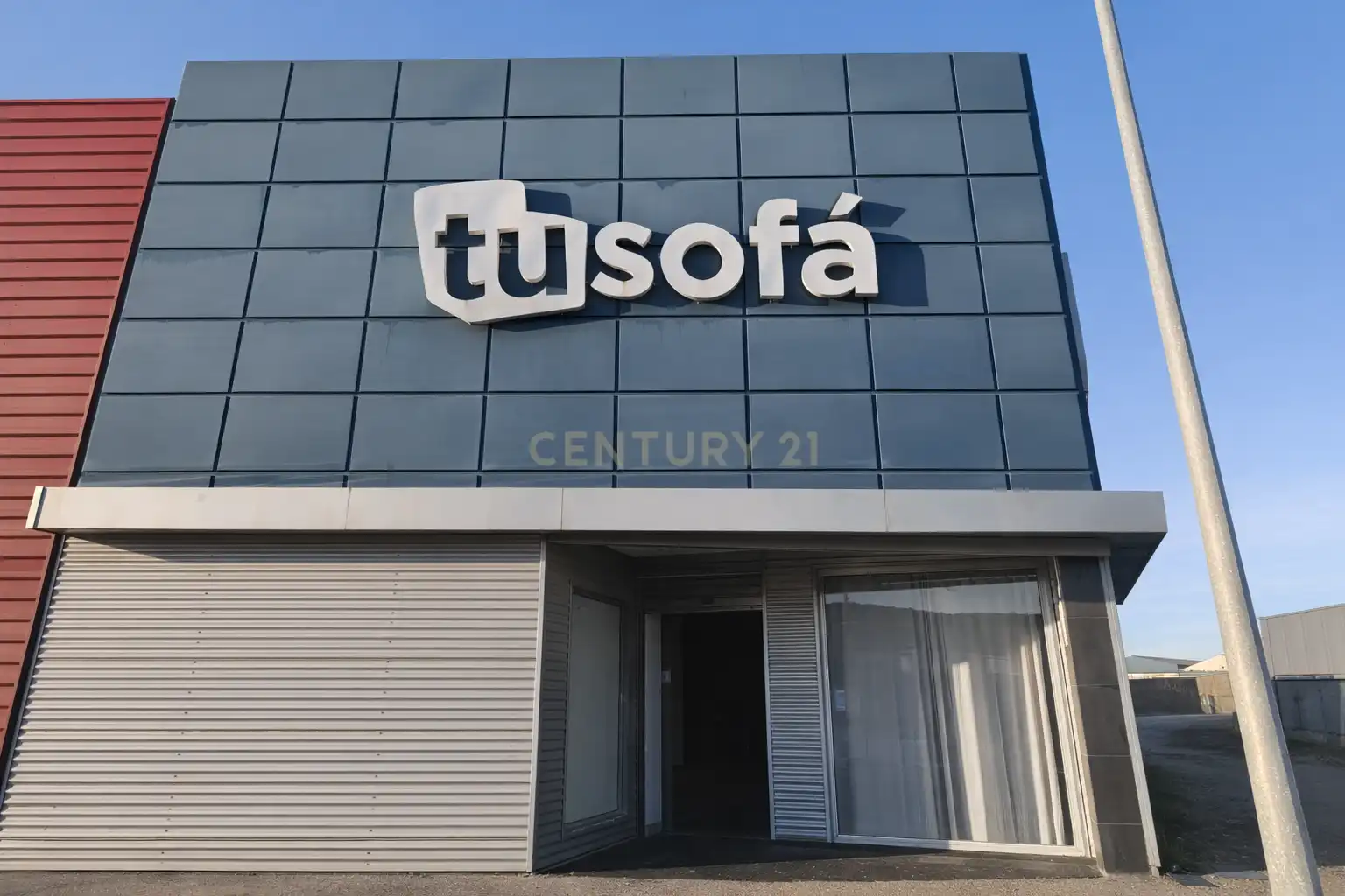Vista exterior de Local en venta en Cáceres