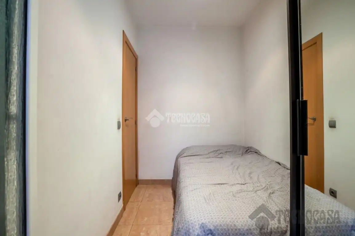 Schlafzimmer von Wohnung zum Verkauf in Barcelona mit Klimaanlage, Heizung und Möbliert