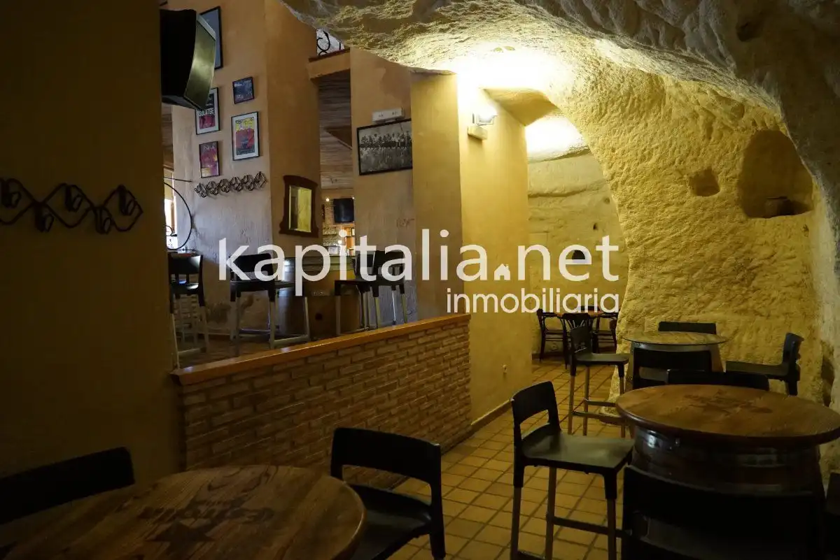 Commercial properties for sale in Bocairent  with Air Conditioner and Furnished