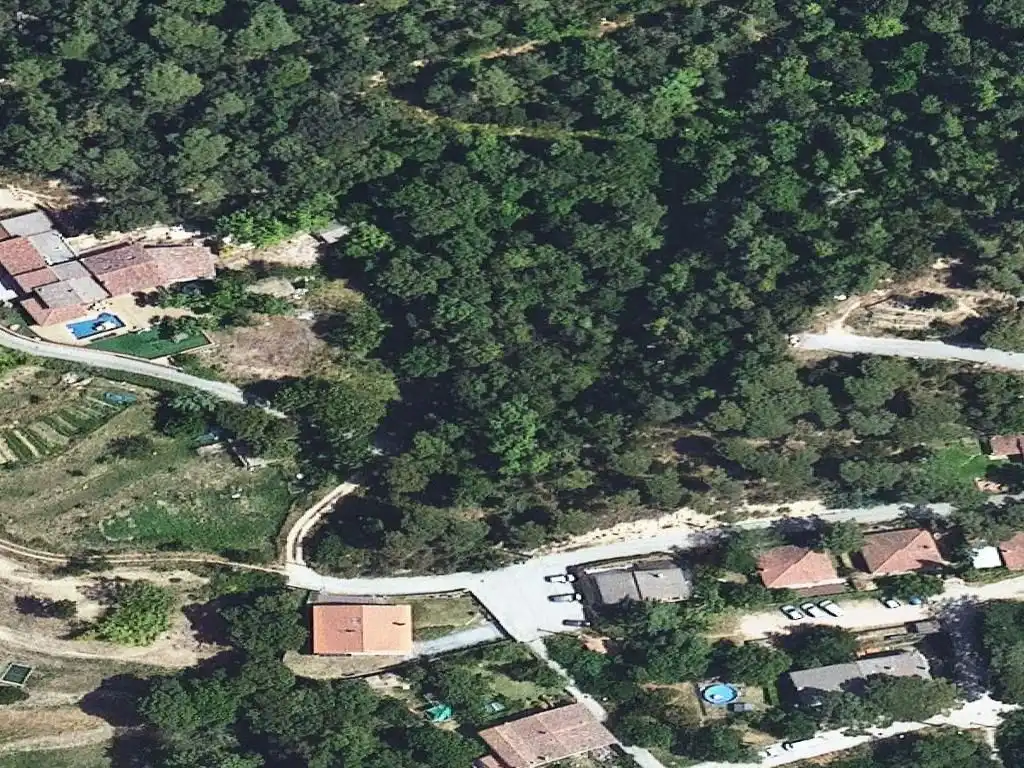 Terrenys i solars en venda a parc El Veinat de Poca Farina