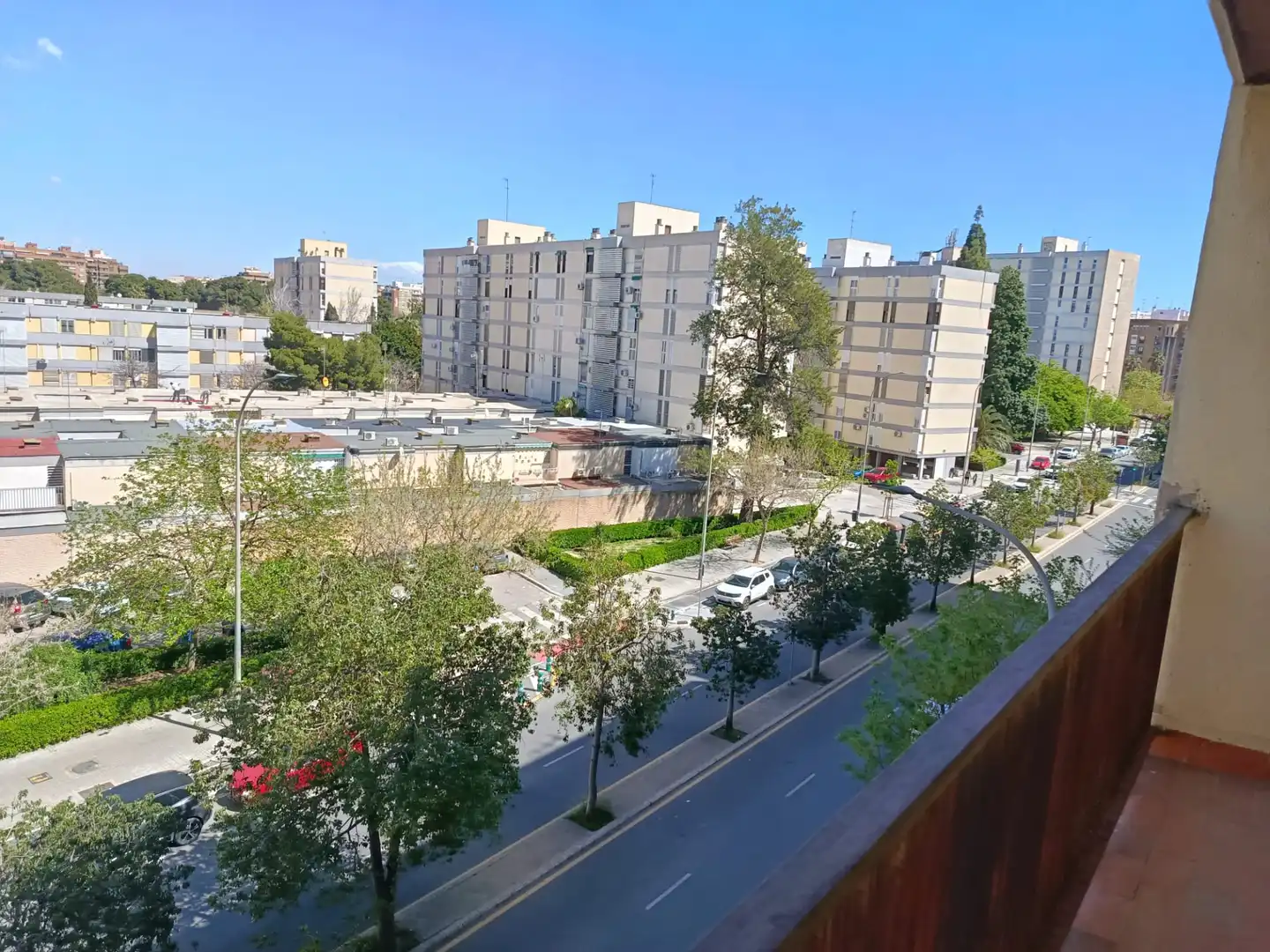 Vista exterior de Piso en venta en Valencia con Aire acondicionado, Amueblado y Balcón