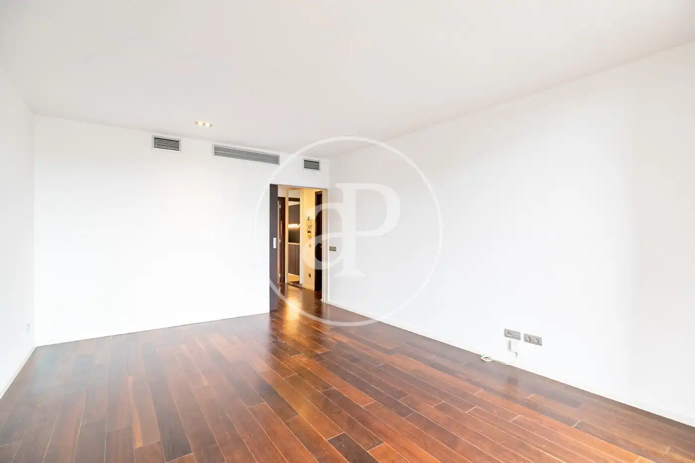 Appartamento con terrazza in vendita a Via Augusta, imagen 4