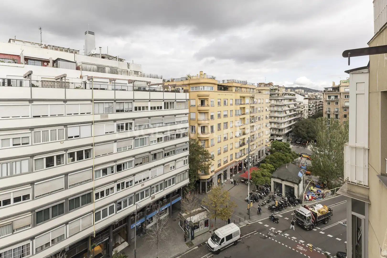 Exterior view of Flat for rent in Barcelona  with Air Conditioner, Heating and Balcony