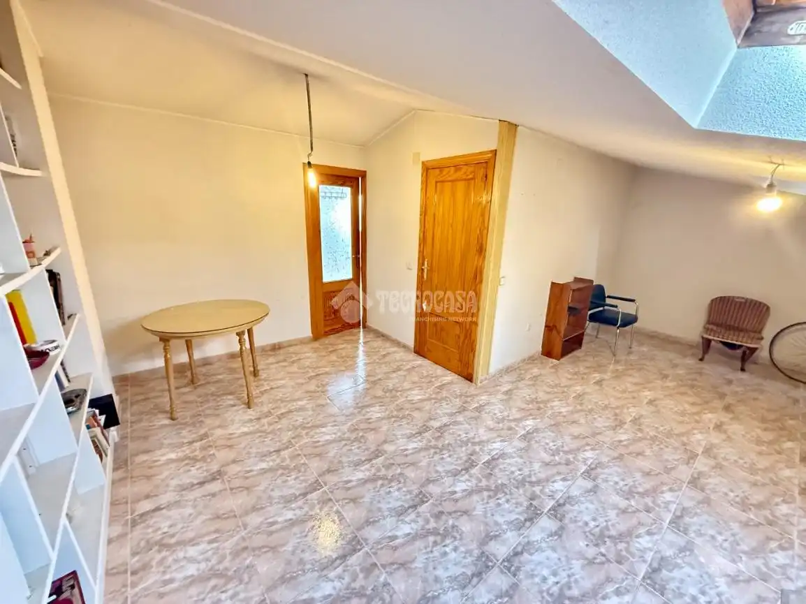 Casa bifamiliare con terrazza in vendita a Estación - Los Manantiales, imagen 32