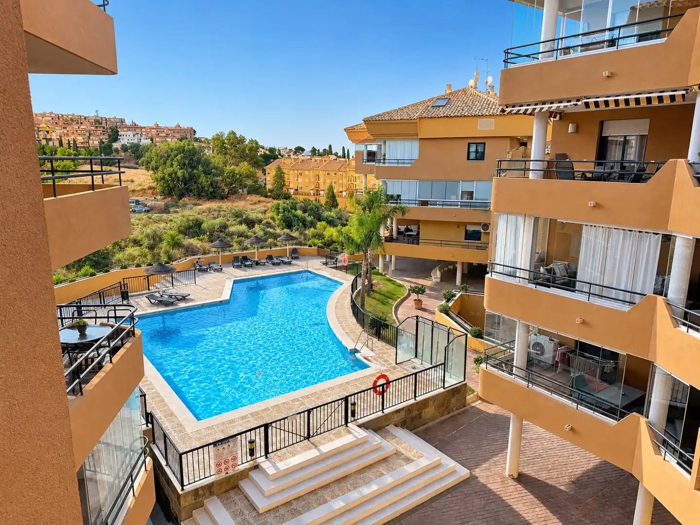 Piso con piscina en venta en Calle Maria de las Mercedes 2, imagen 4