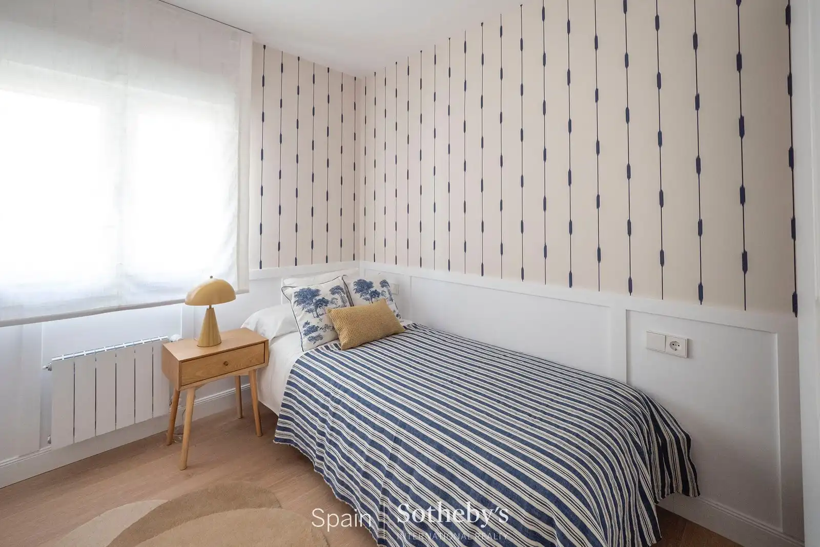 Schlafzimmer von Wohnungen zum Verkauf in Madrid mit Klimaanlage und Heizung