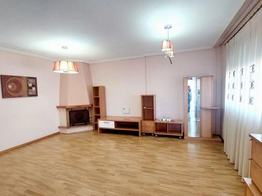 House with balcony for sale in Pedanías Este
