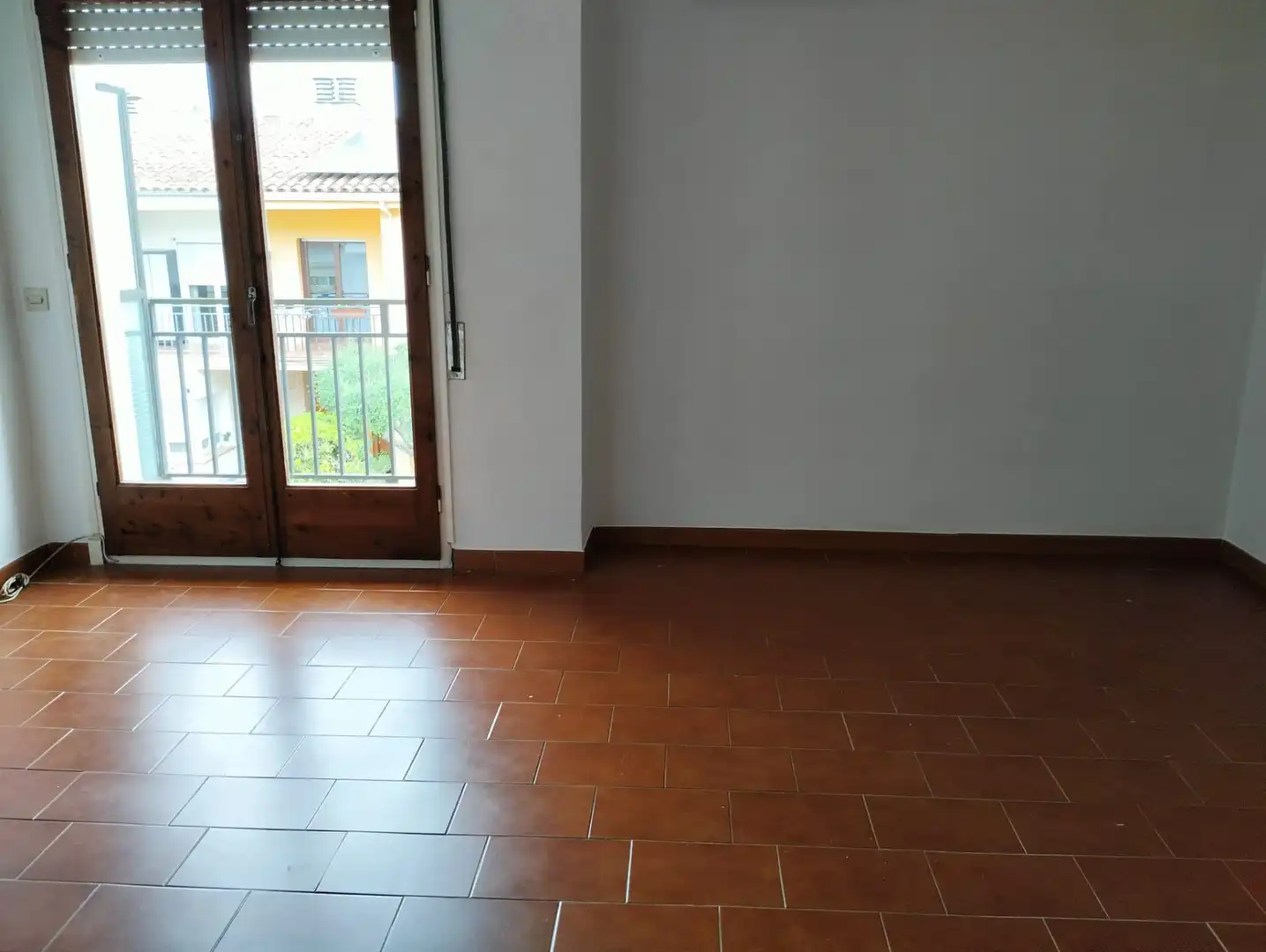Sala de estar de Casa adosada en venta en Santa Coloma de Farners con Aire acondicionado, Calefacción y Jardín privado