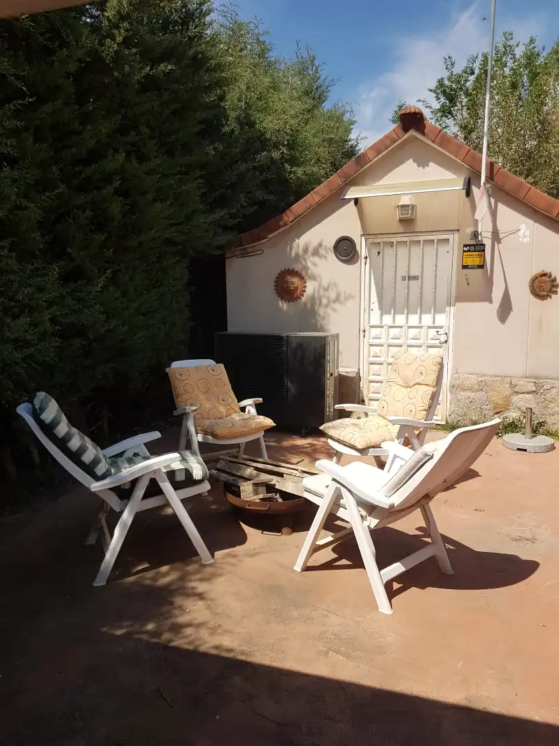 Terrasse von Haus oder Chalet zum Verkauf in Villalbilla mit Klimaanlage, Heizung und Privatgarten
