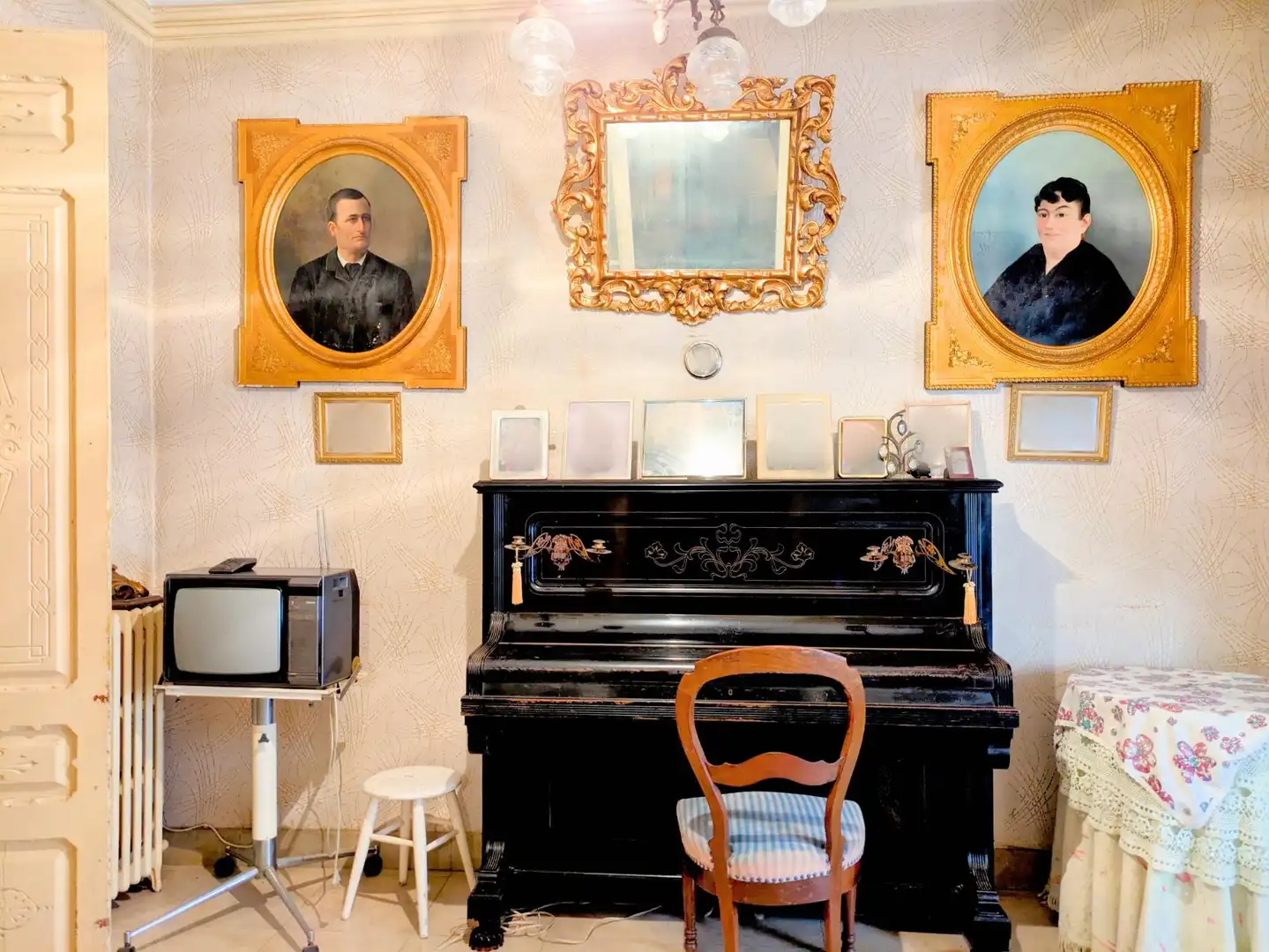 Living room of Houses for sale in Amposta  with Private garden, Terrace and Storage room