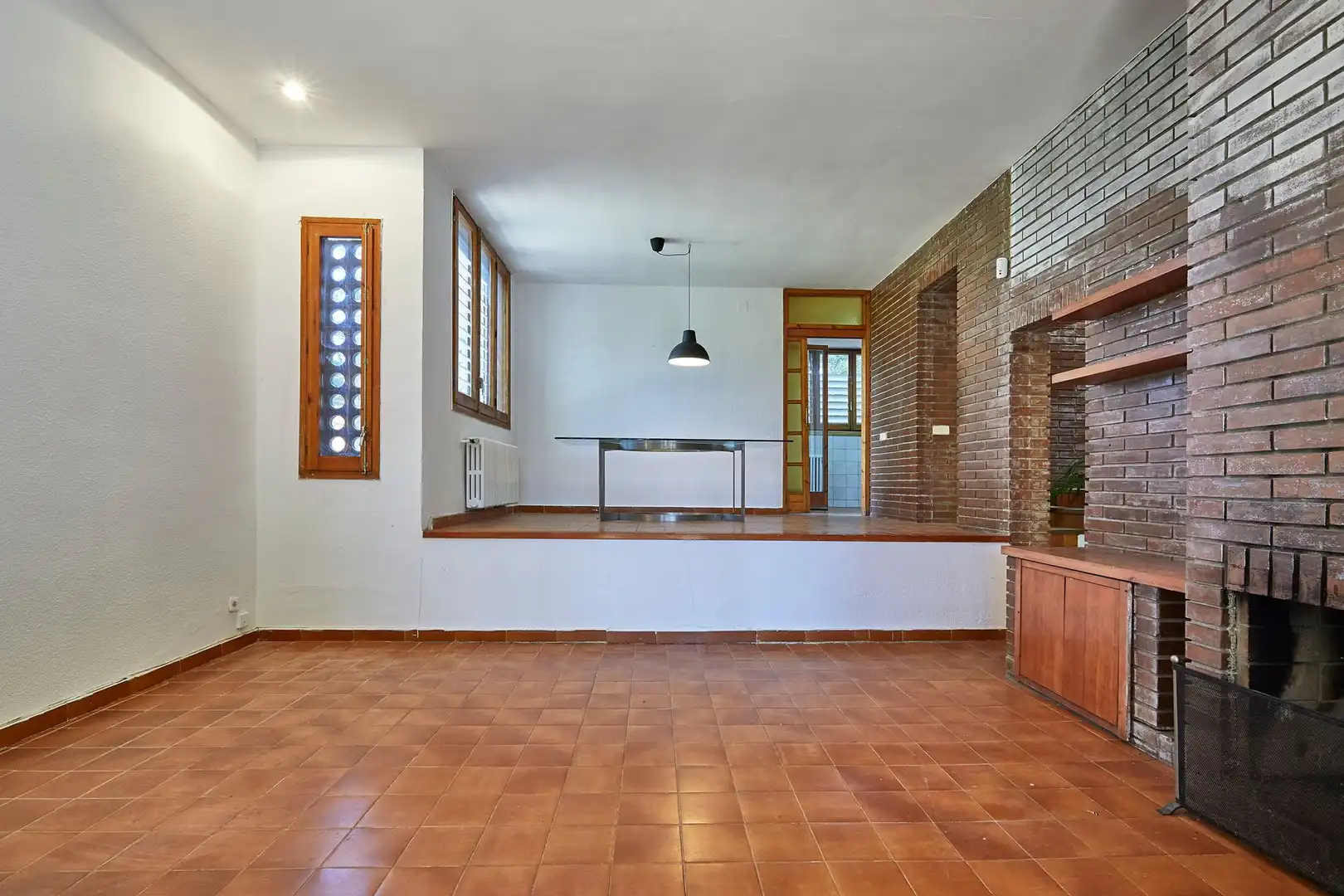 House with garden for sale in Carrer del Delta, imagen 3