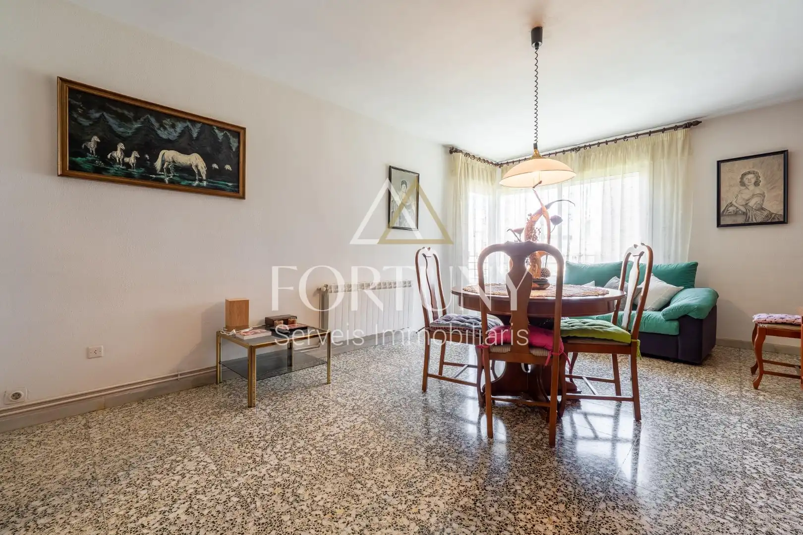 Vista exterior de Piso en venta en Reus con Calefacción y Balcón