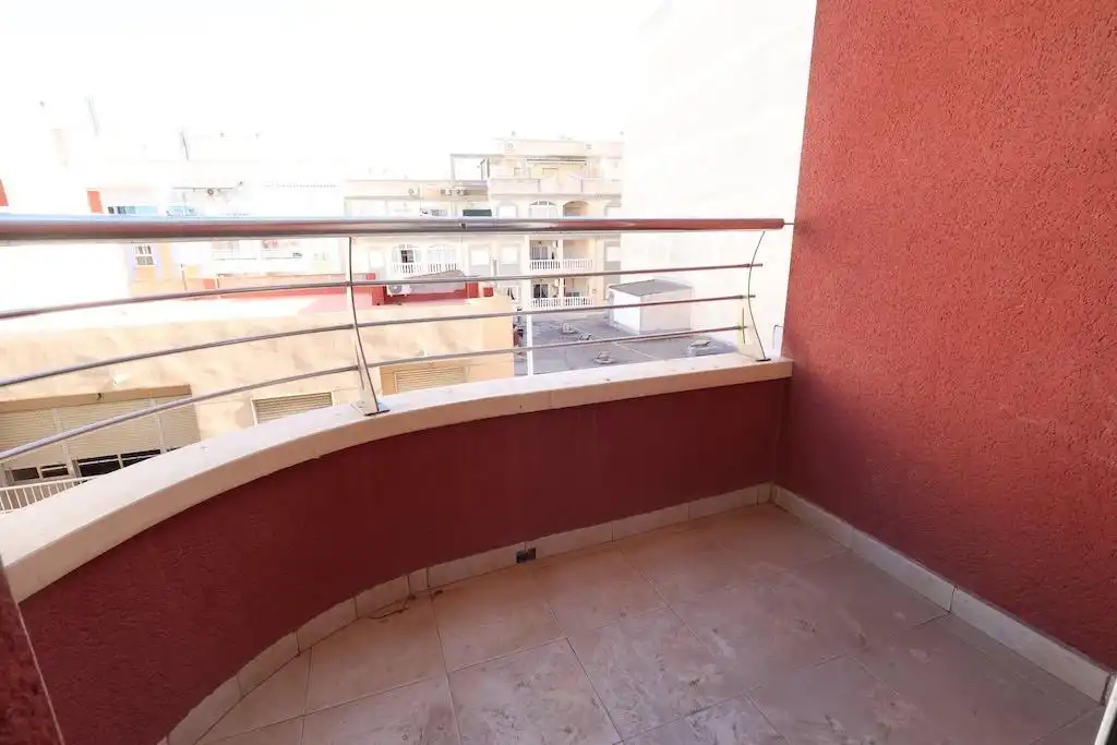 Terraza de Apartamento en venta en Torrevieja con Aire acondicionado, Trastero y Amueblado