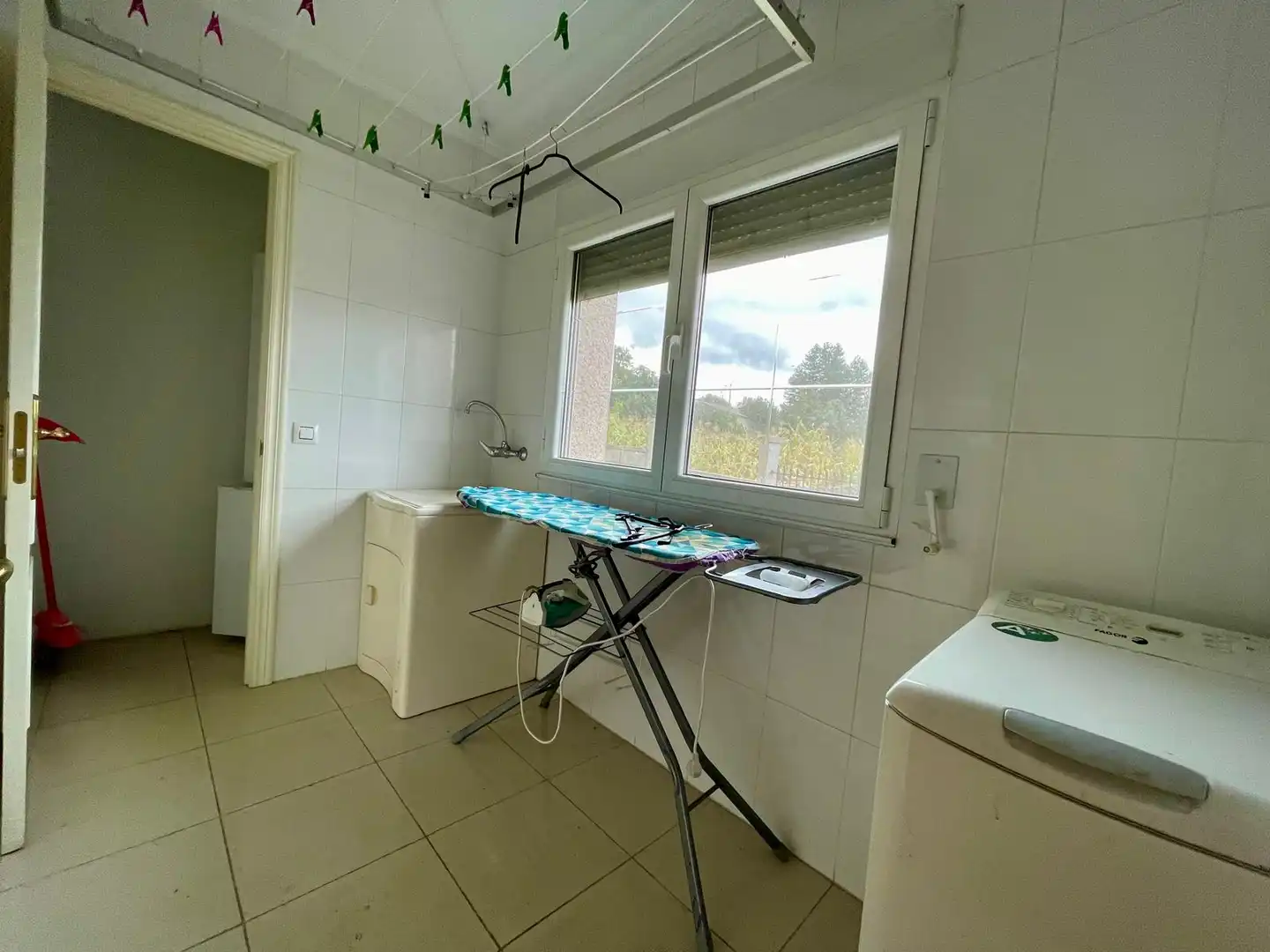Cocina de Casa o chalet en venta en Lugo con Calefacción, Jardín privado y Parquet