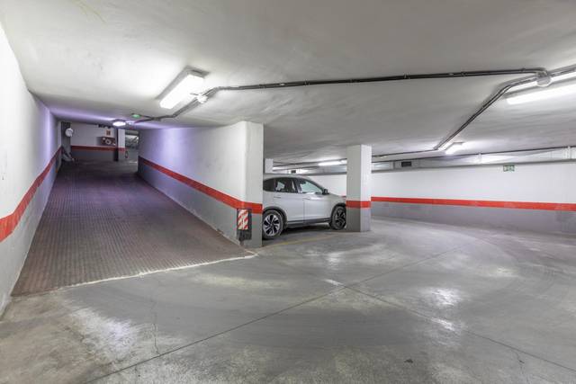 Garaje en Venta en Fígares