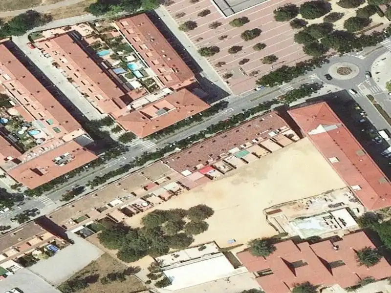 Vista exterior de Pis en venda en Barberà del Vallès