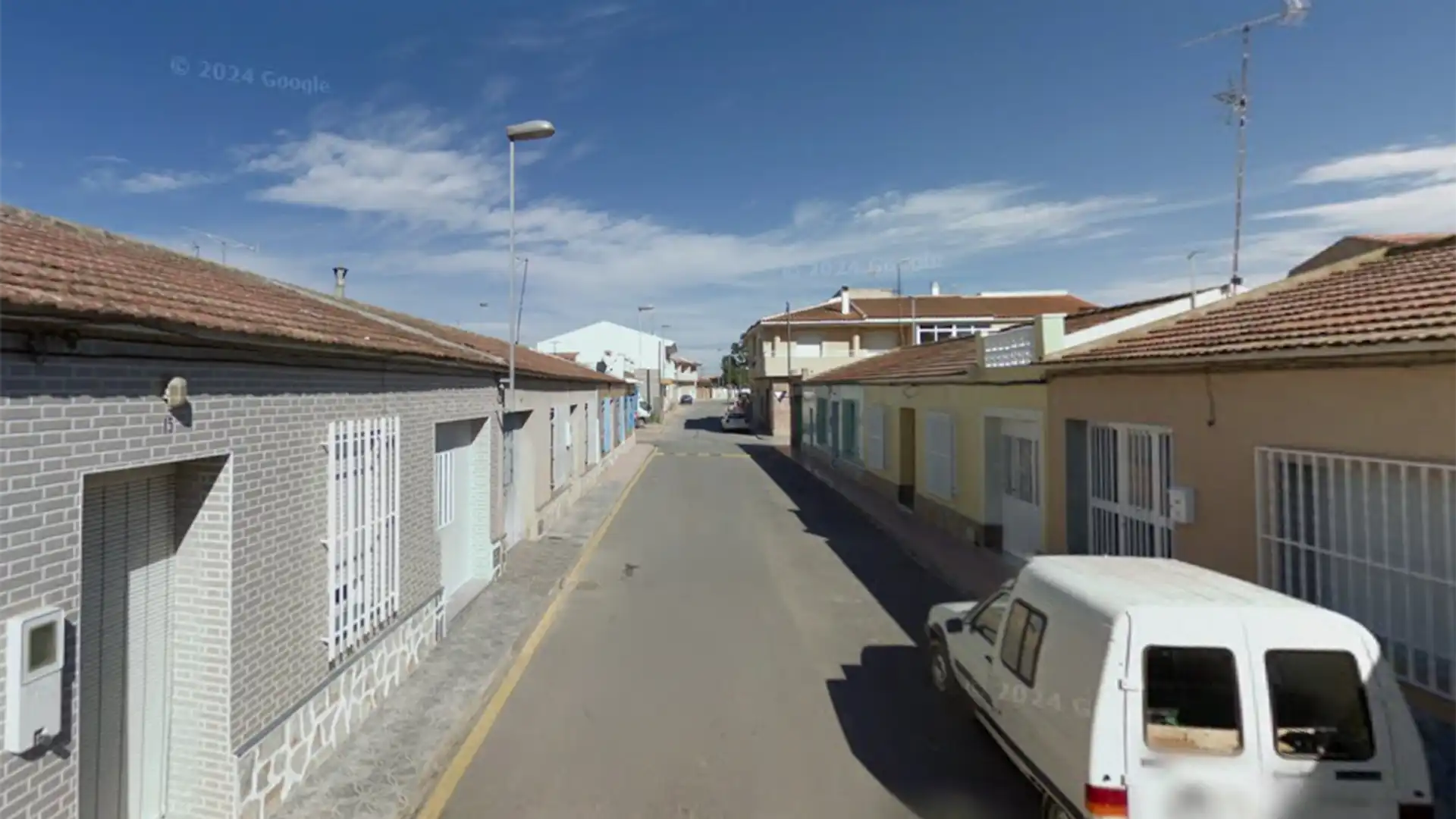 Außenansicht von Einfamilien-Reihenhaus zum Verkauf in Torre-Pacheco mit Abstellraum