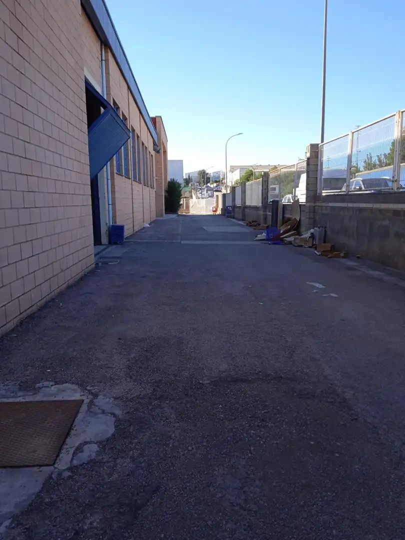 Industrial building to rent in Fuente del Jarro, imagen 7