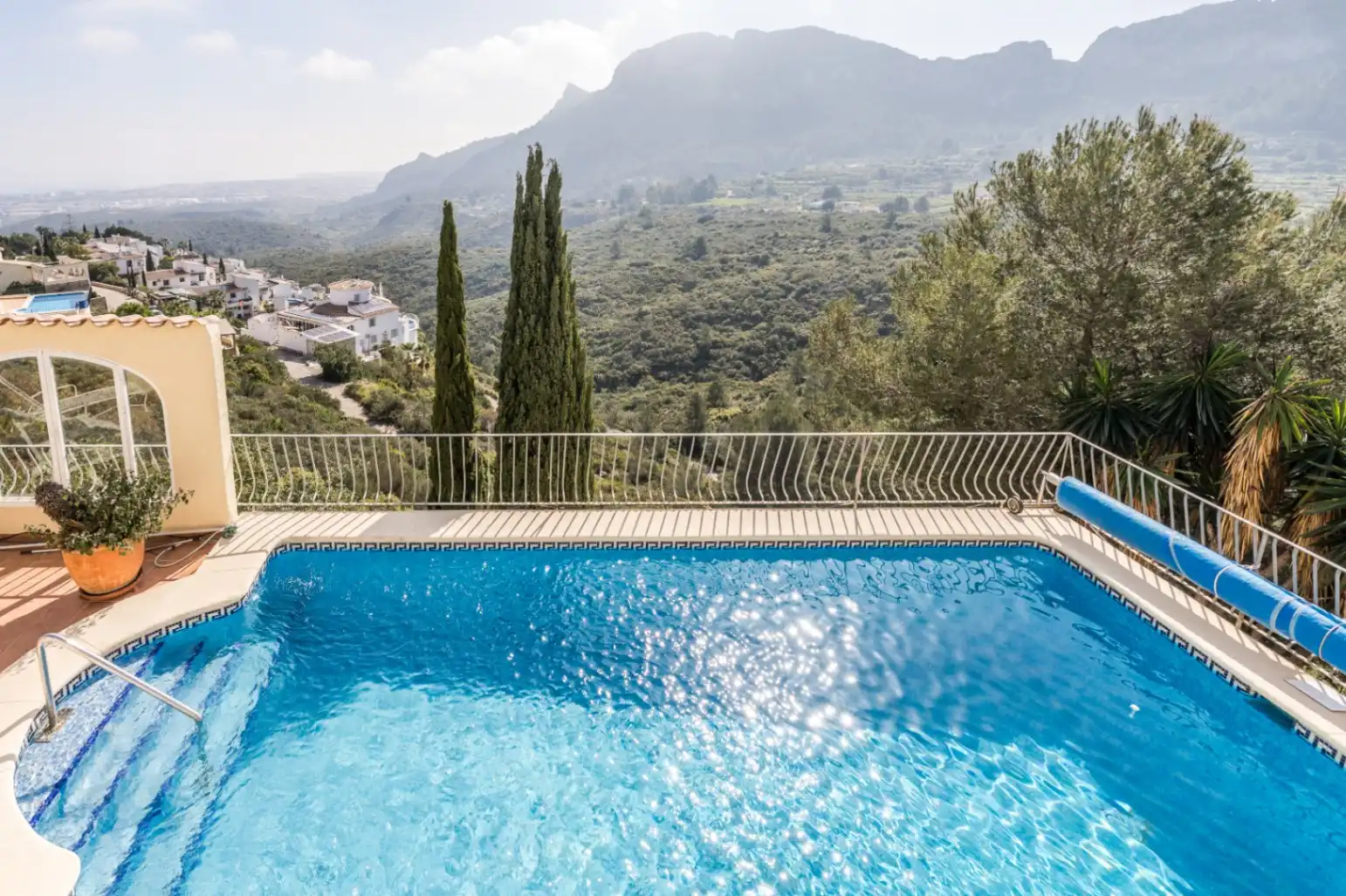 Swimming pool of Houses for sale in Dénia  with Air Conditioner, Heating and Private garden