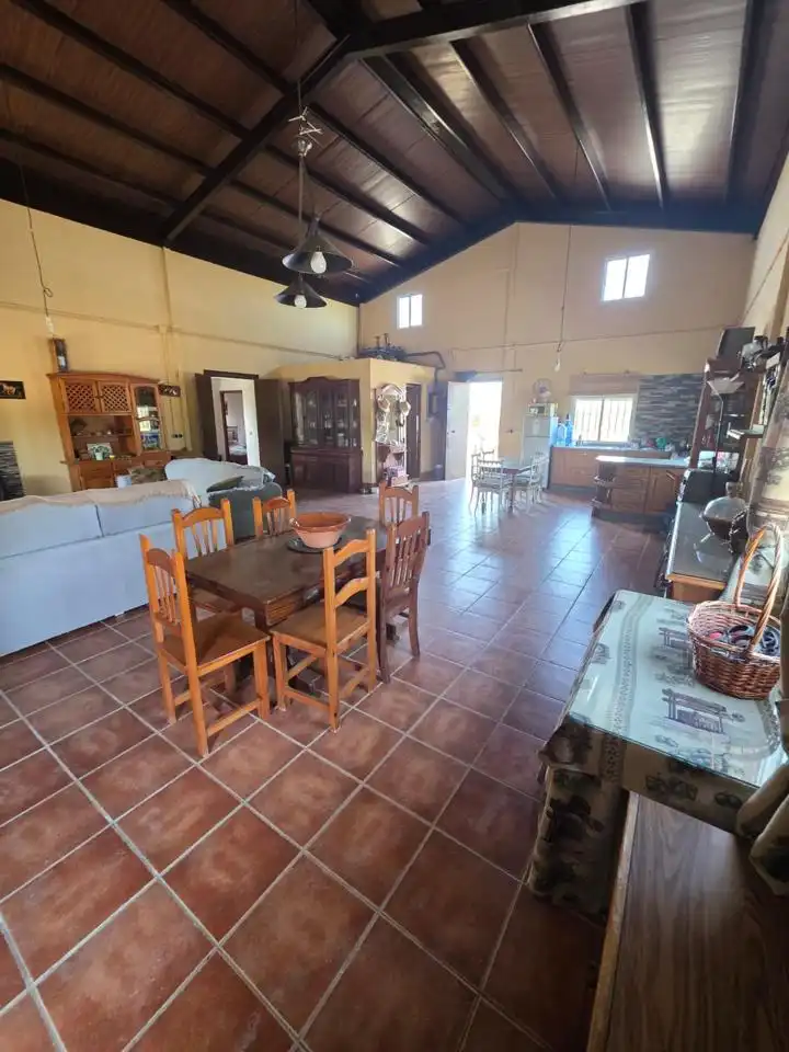 Comedor de Finca rústica en venta en Lebrija