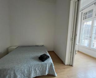 Bedroom of Apartment to share in  Barcelona Capital  with Furnished, Oven and Washing machine