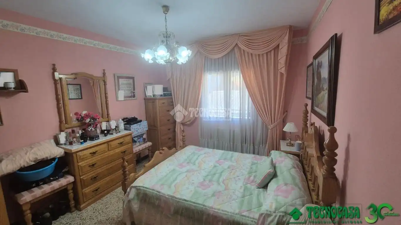 Dormitori de Casa adosada en venda en Arenas de San Pedro