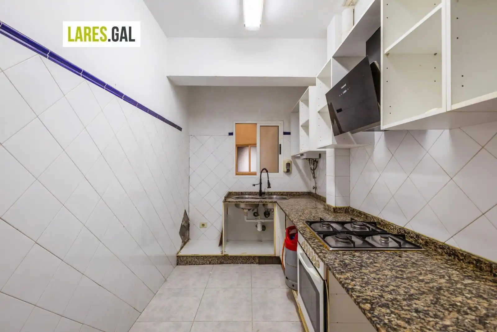 Kitchen of Flat for sale in Cangas 
