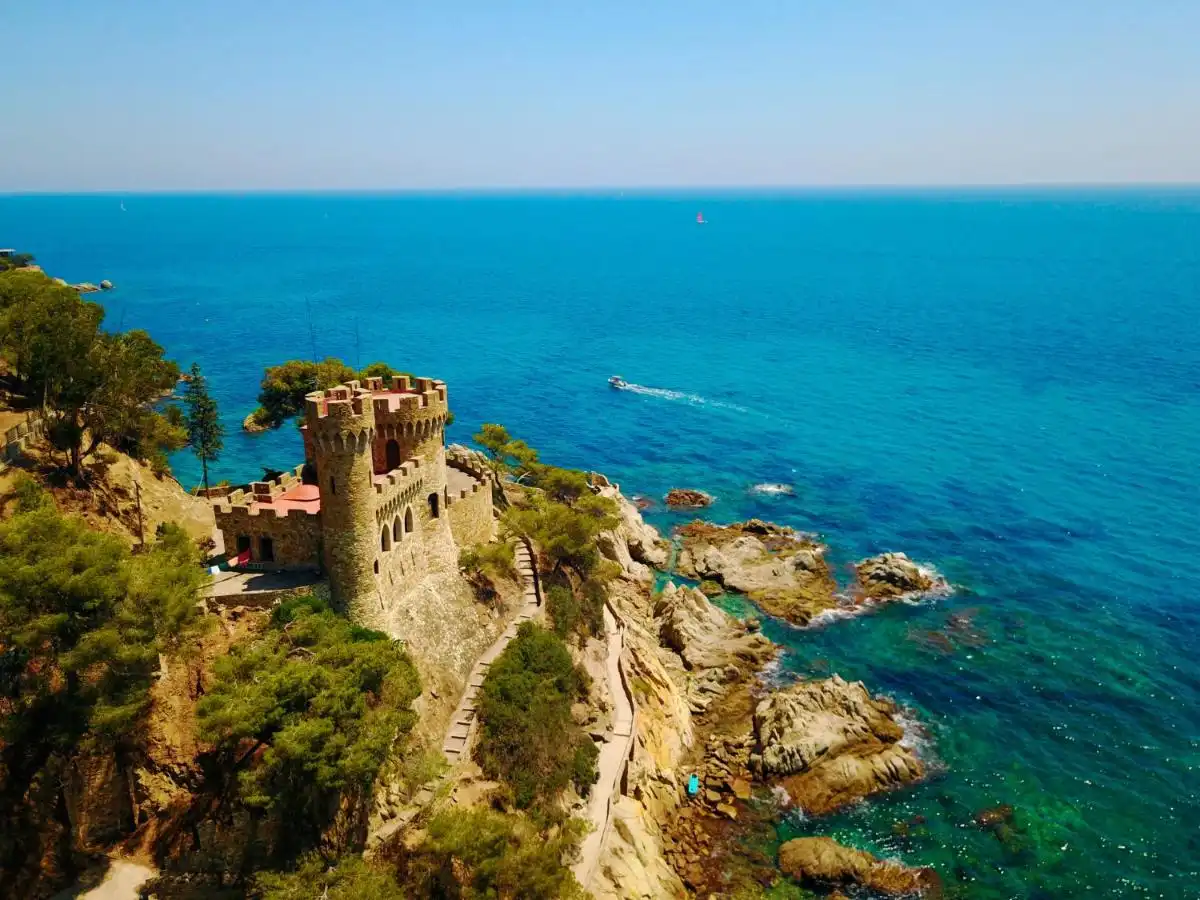 Wohnung zum Verkauf in Lloret de Mar mit Balkon