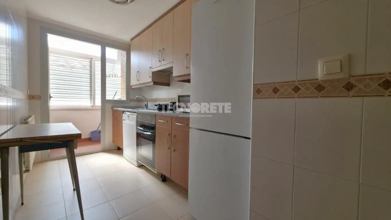 Cocina de Piso en venta en Guadalajara con Calefacción y Jardín privado