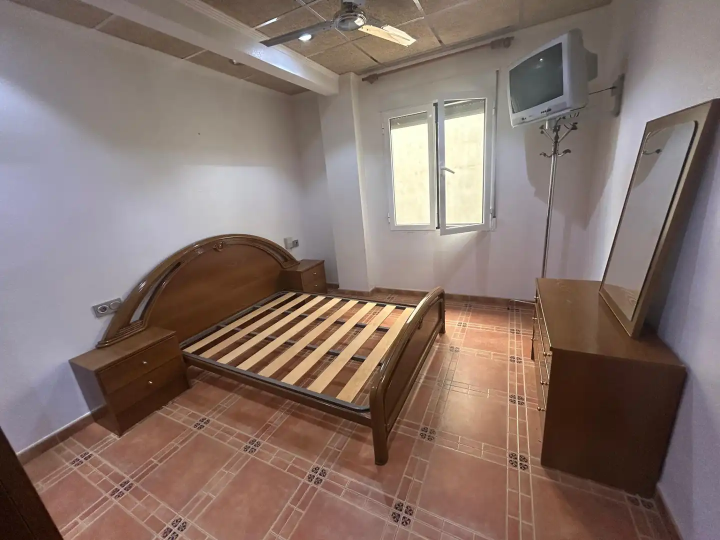 Haus mit Terrasse zum Verkauf in Avenida Luis de los Reyes, imagen 4