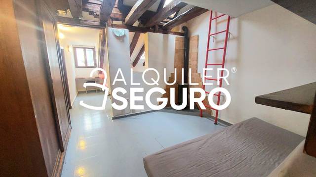 Piso en Alquiler en de El Escorial en Universidad - Malasaña