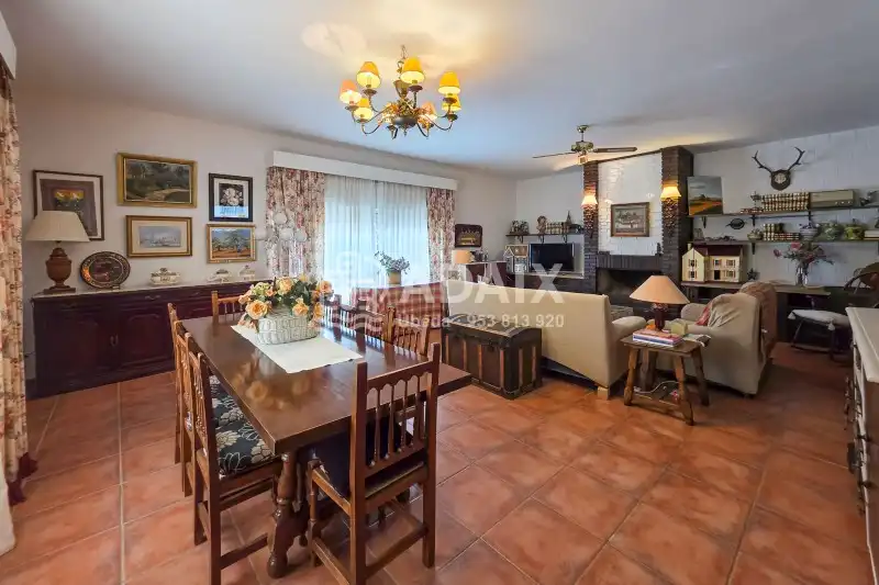 Jardín de Finca rústica en venta en Úbeda con Terraza, Trastero y Balcón