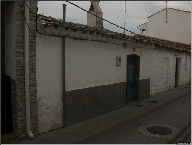 Casa-chalet en Venta en Calle Escucha Alta en Torreperogil