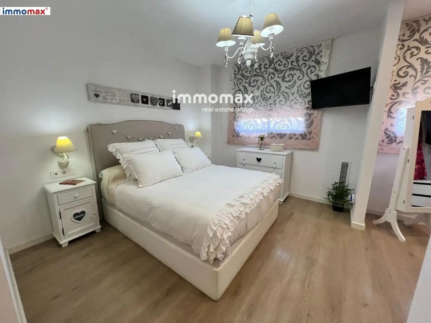 Habitación de Piso en venta en Sant Boi de Llobregat con Aire acondicionado, Terraza y Trastero