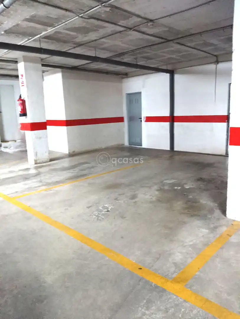 Parking de Apartamento en venta en Benalmádena con Aire acondicionado, Calefacción y Terraza