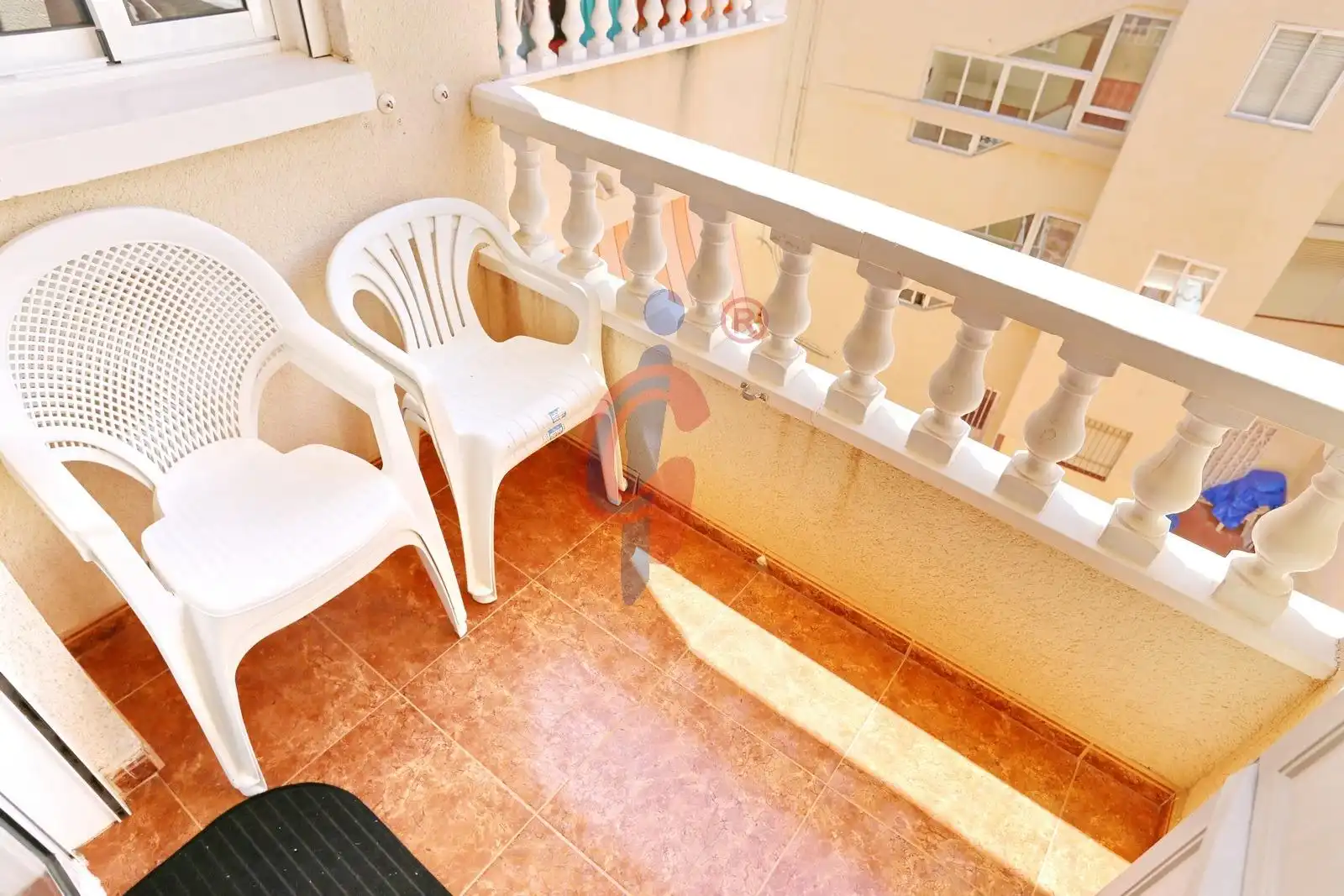 Terrassa de Apartament en venda en Guardamar del Segura amb Terrassa i Moblat
