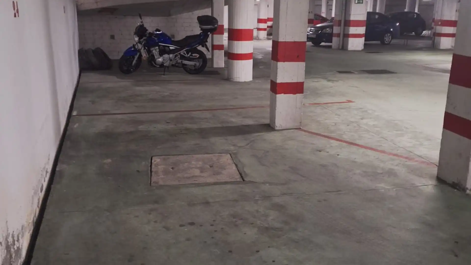 Parkplatz von Garage zur Miete in Boiro