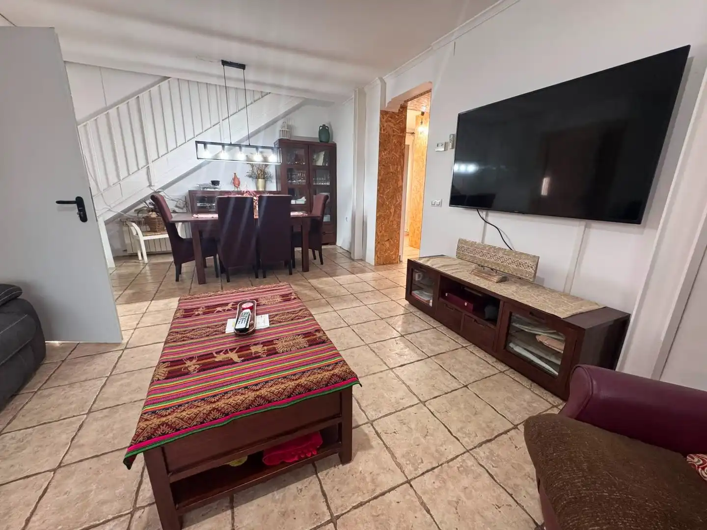Sala d'estar de Casa o xalet en venda en Caldes de Malavella amb Aire condicionat, Calefacció i Jardí privat