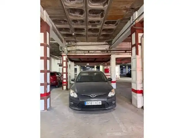 Parkplatz von Garage zur Miete in Adeje
