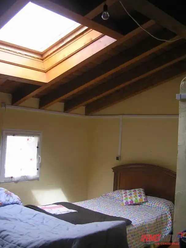 Habitación de Casa adosada en venta en Haro con Balcón