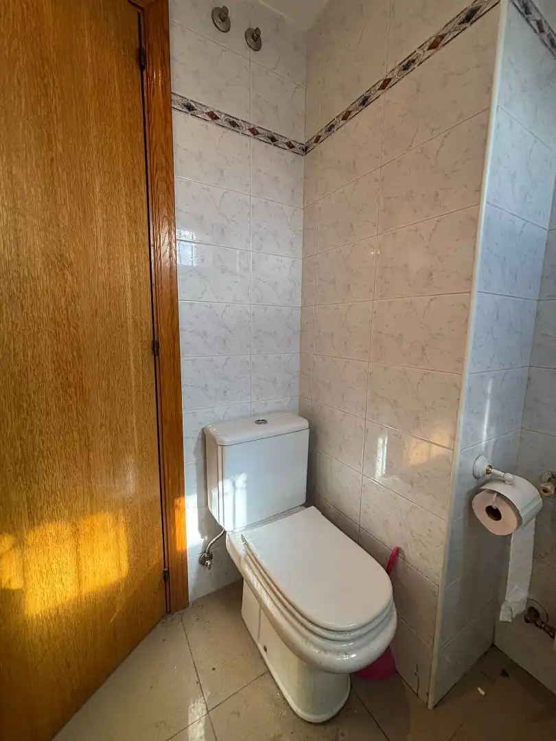 Bany de Casa adosada en venda en Rivas-Vaciamadrid amb Calefacció, Jardí privat i Parquet