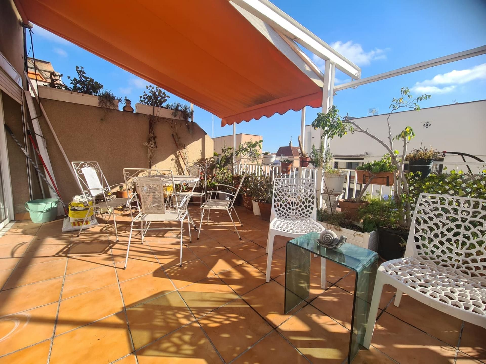 Pis de lloguer a de Maria, Vila de Gràcia