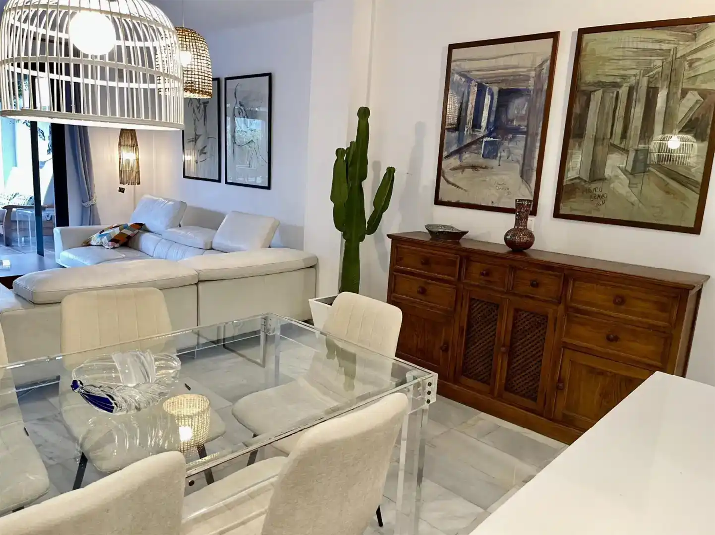 Esszimmer von Erdgeschoss zur Miete in Marbella mit Klimaanlage und Schwimmbad