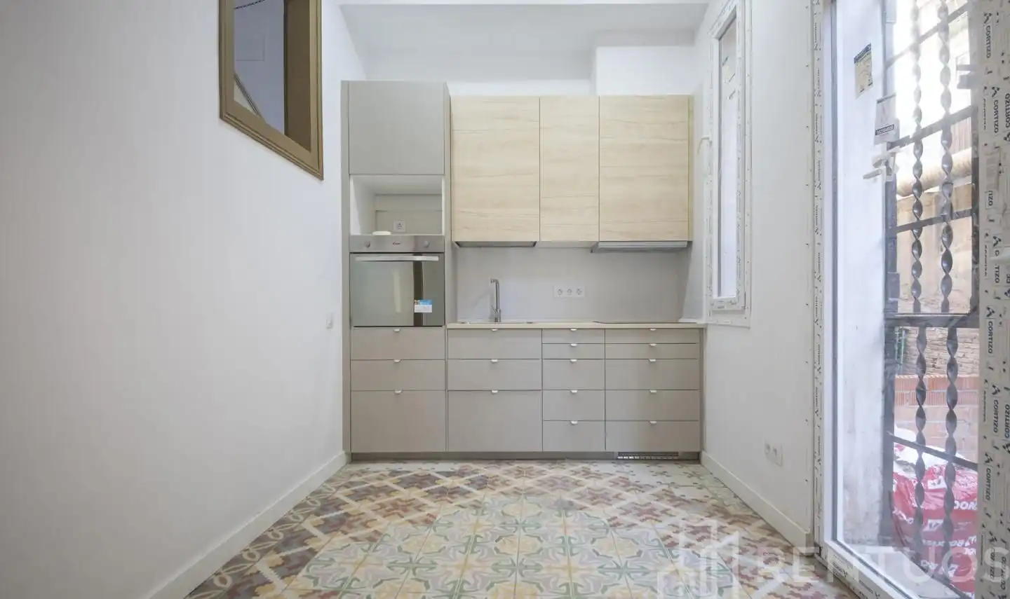 Local de alquiler en calle de Sant Pere Màrtir, Vila de Gràcia