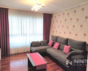 Living room of Flat to rent in Bilbao   with Heating