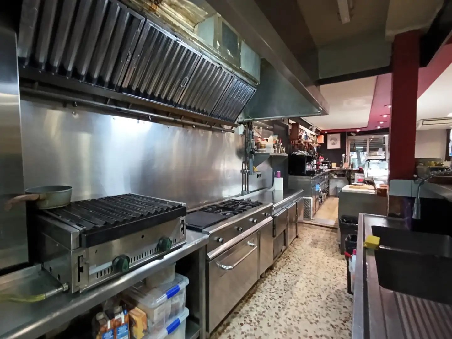 Cocina de Local en traspaso en Barcelona con Aire acondicionado, Terraza y Amueblado